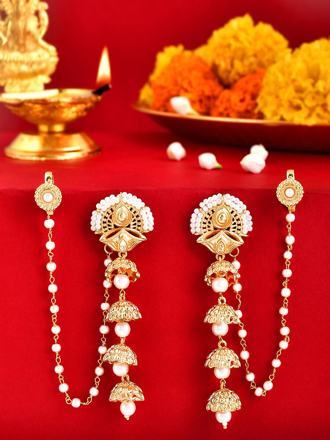 

Voylla Aradhana Roshini Gold-Plated Contemporary Jhumkas With Ear Chain