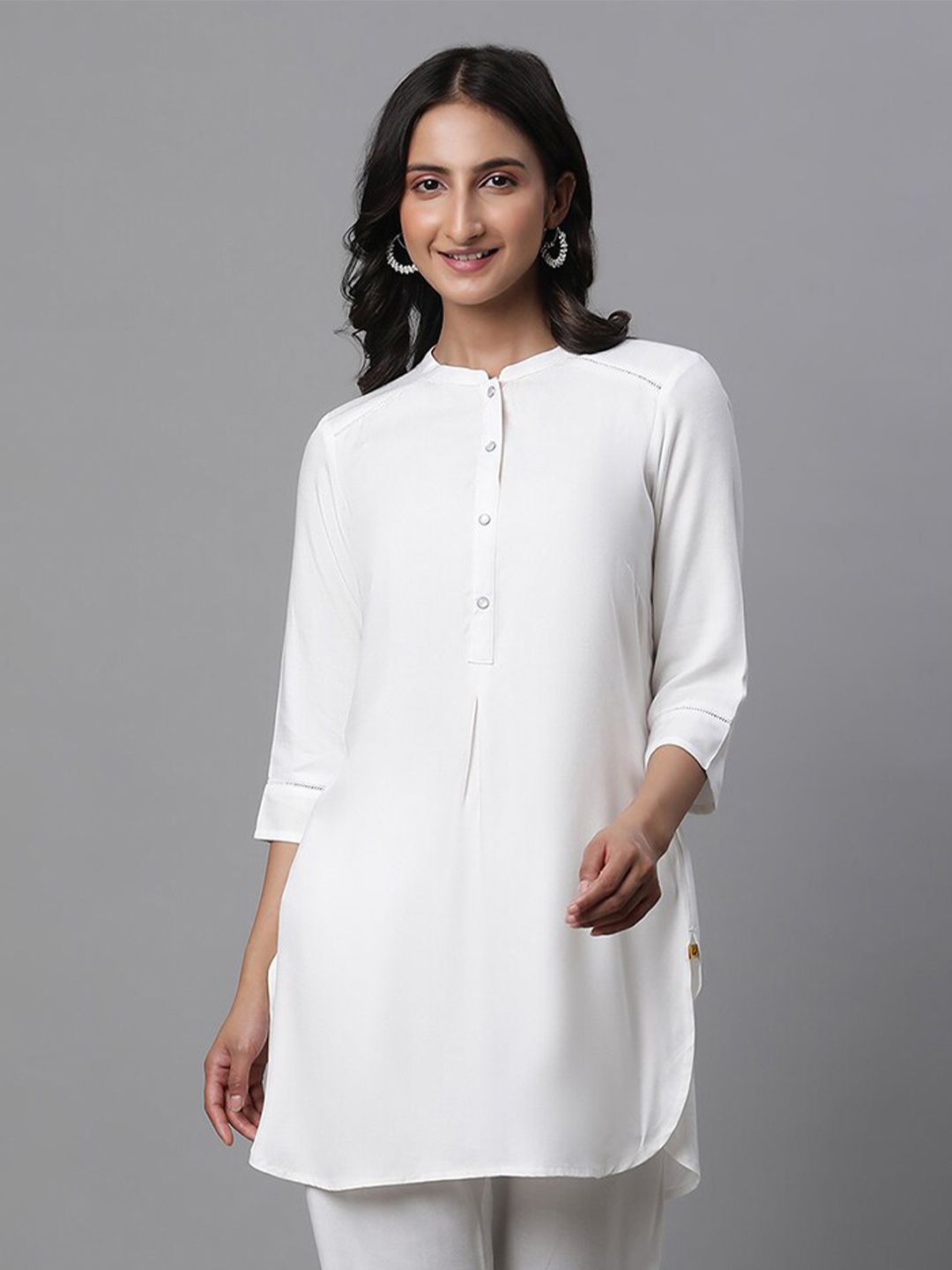 

AURELIA Mandarin Collar Straight Kurti, White