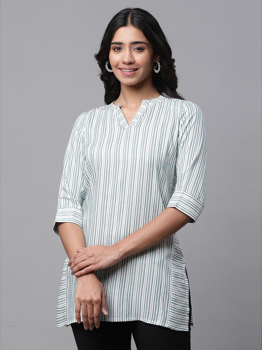 

AURELIA Striped Straight Kurti, White