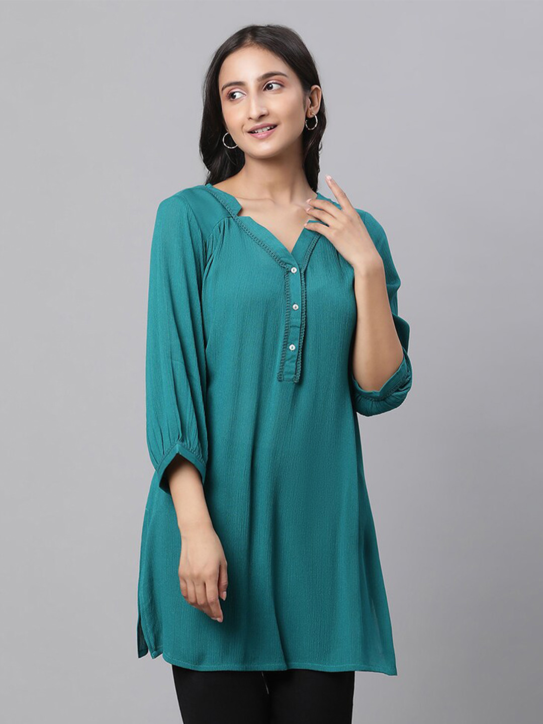 

AURELIA V-Neck Straight Kurti, Teal