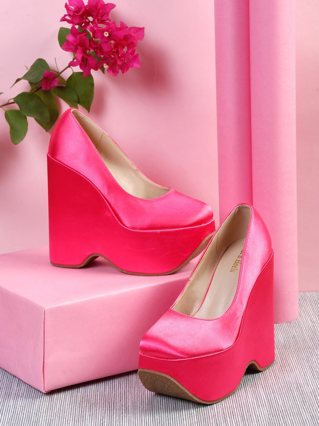 

Flat n Heels Square Toe Platform Heel Pumps, Fuchsia