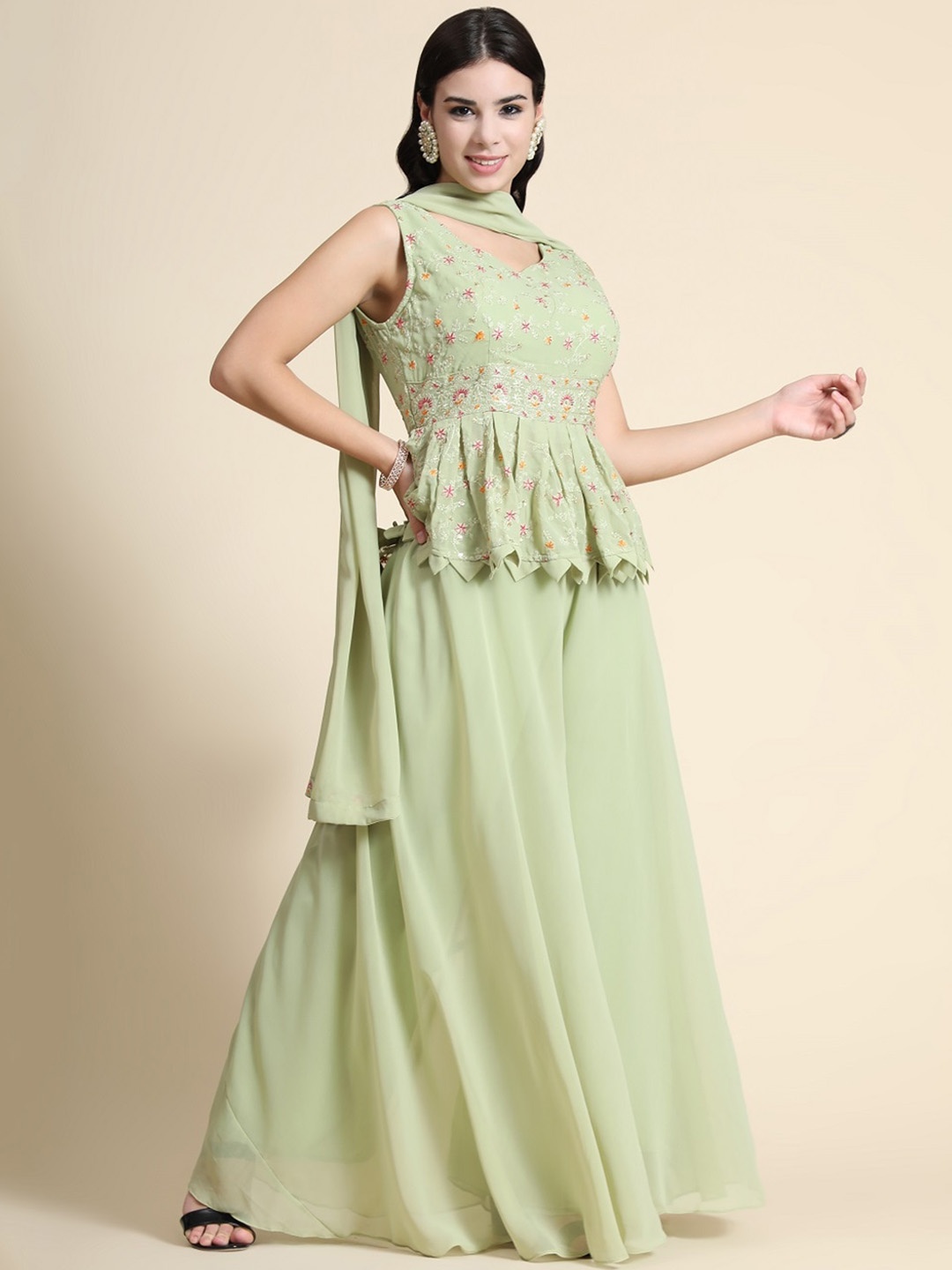 

BLACK SCISSOR Ethnic Motifs Embroidered Thread Work A-Line Top & Sharara With Dupatta, Green