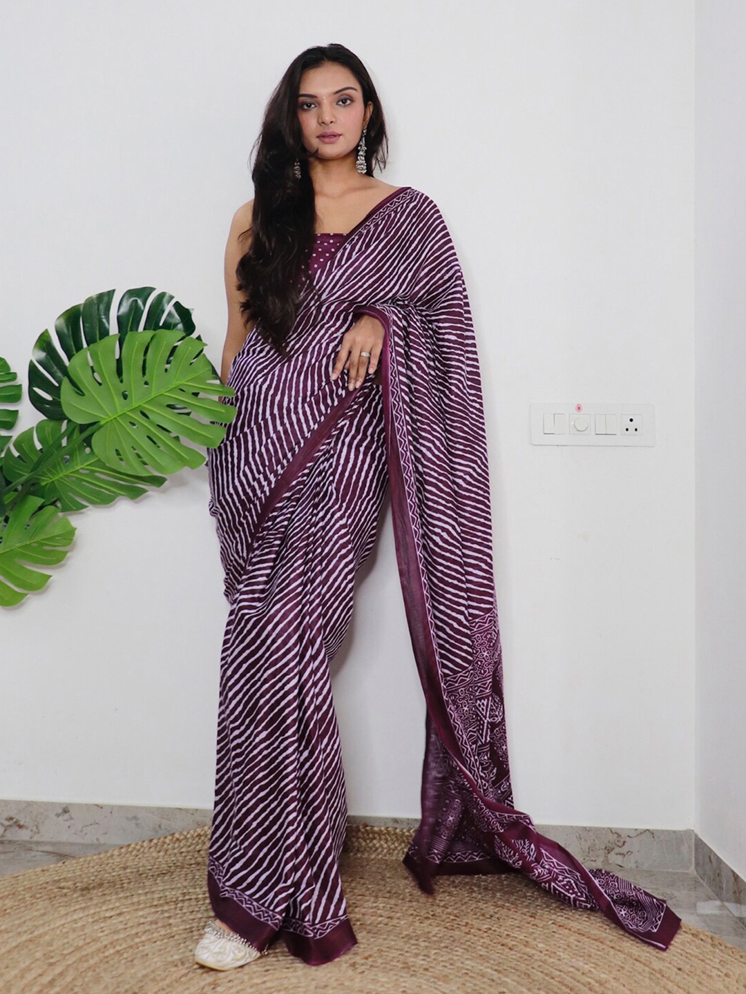

SIRIL Striped Saree, Burgundy