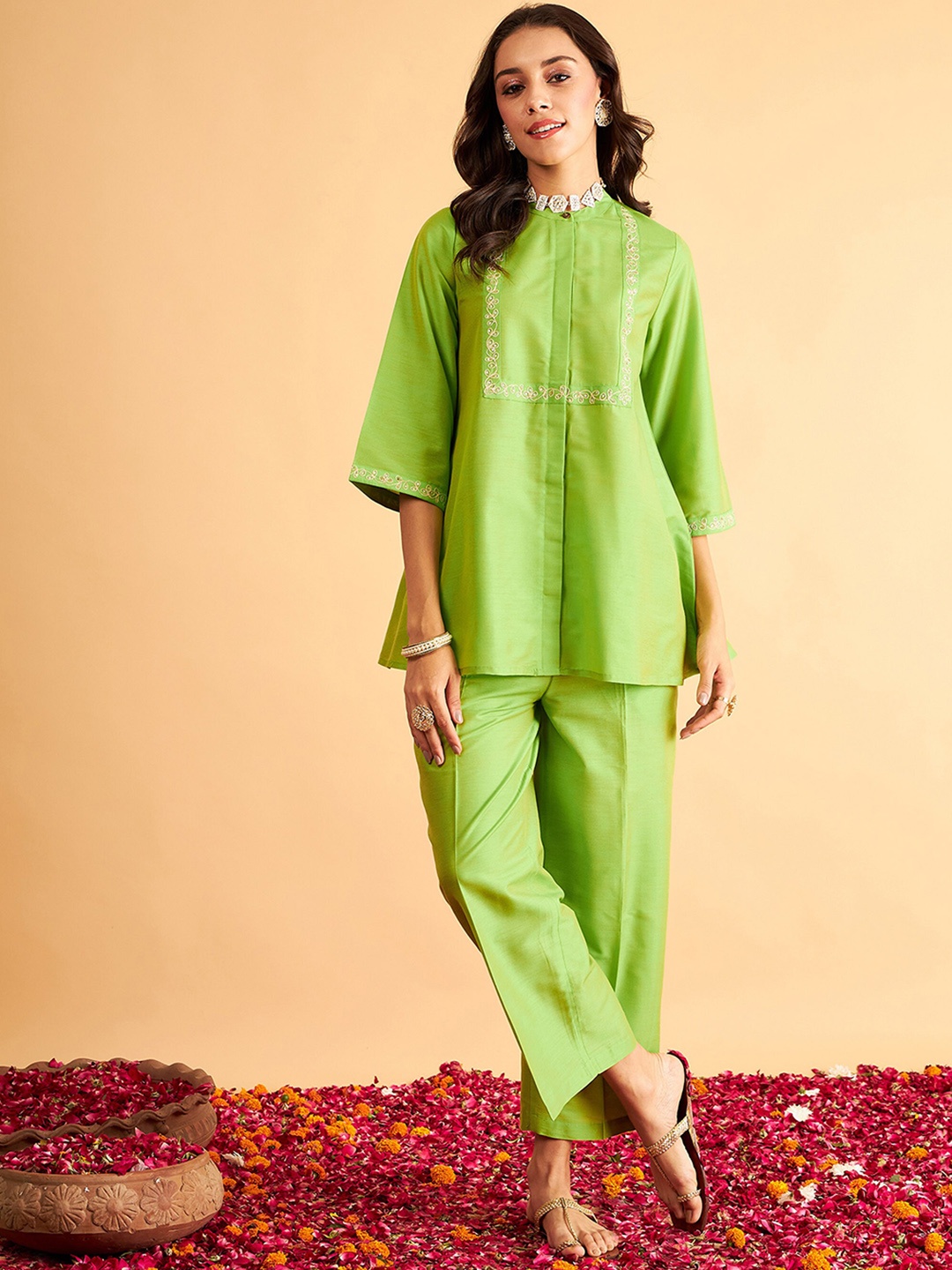 

Shae by SASSAFRAS Embroidered Shirt Collar Top With Trousers, Green