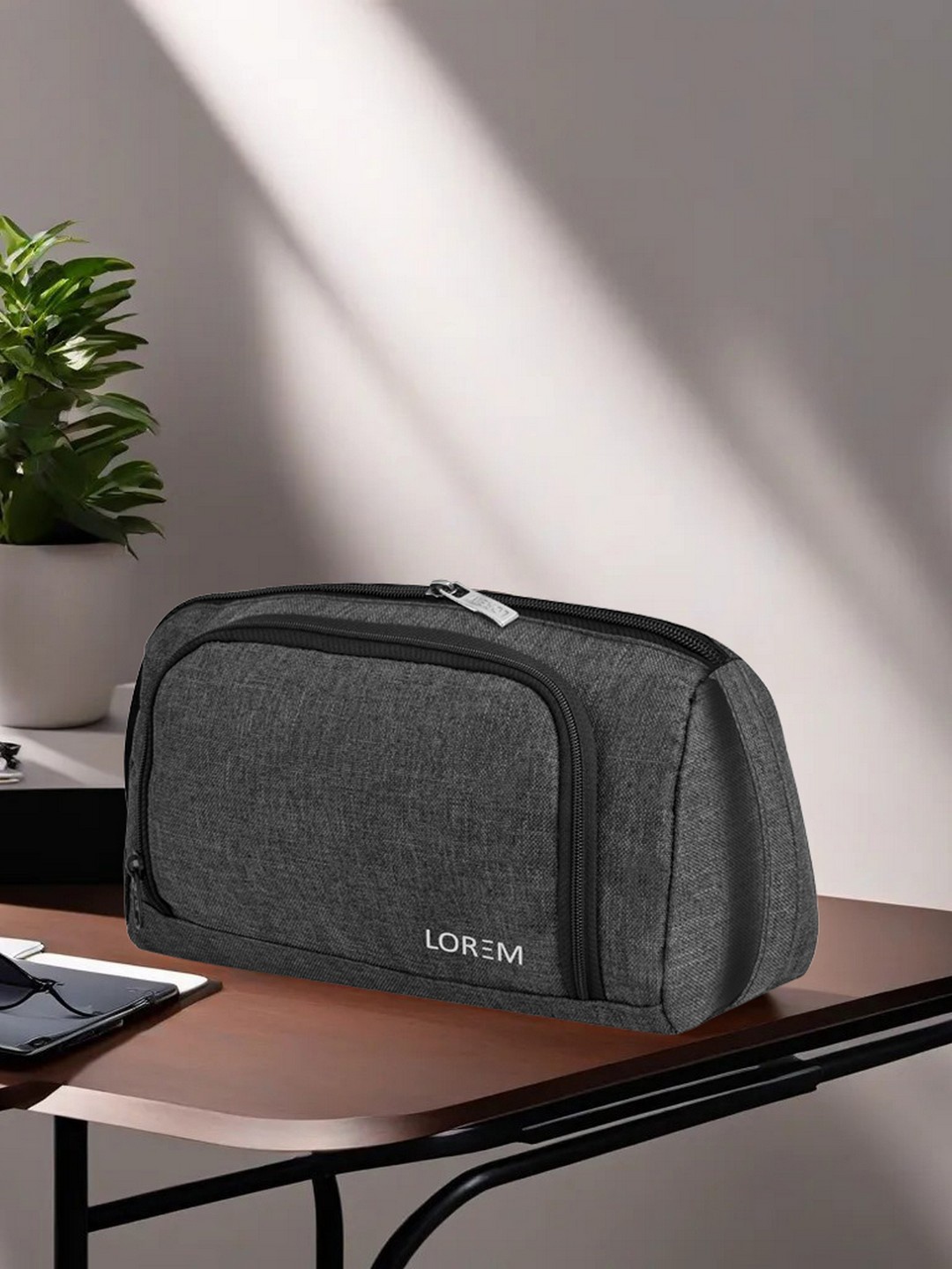 

LOREM Textured Durable Travel Accessory, Grey