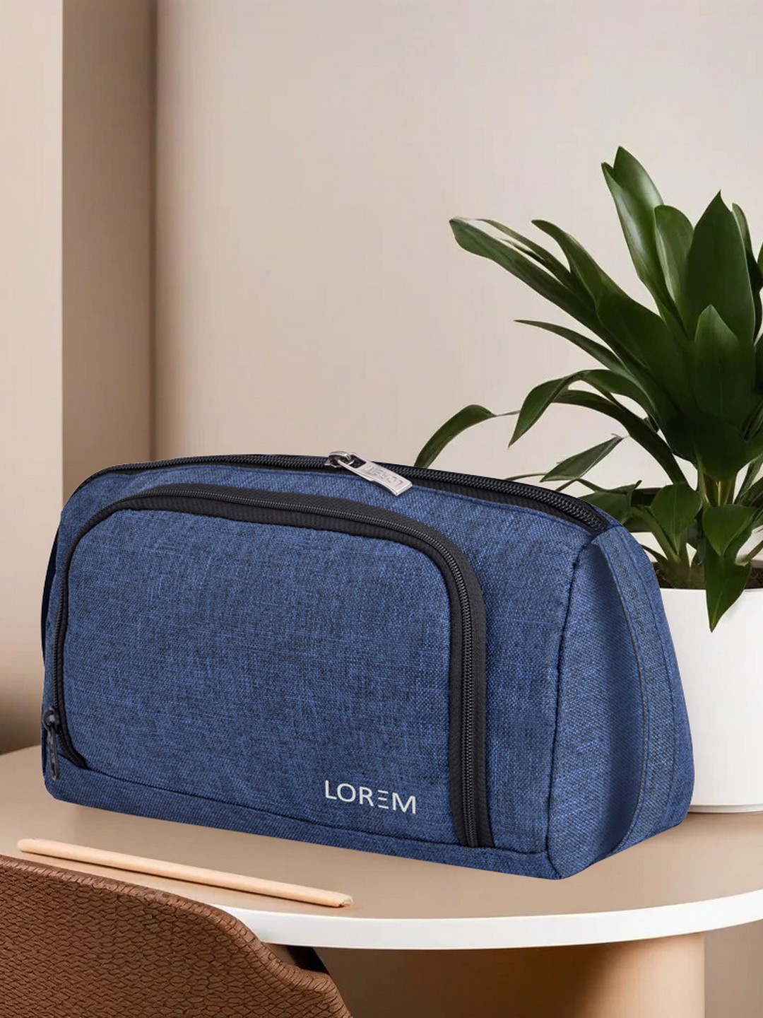 

LOREM Textured Water Repellent Travel Accessory, Blue