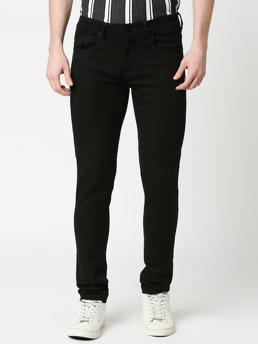 

DRAGON HILL Men Tapered Fit Clean Look Stretchable Jeans, Black