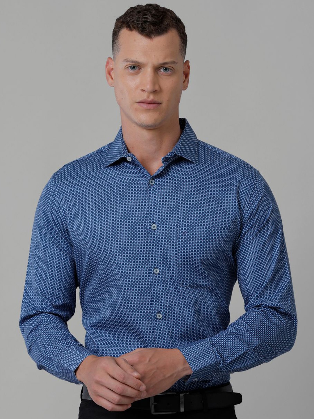 

CROYDON UK India Slim Fit Opaque Printed Cotton Satin Formal Shirt, Navy blue