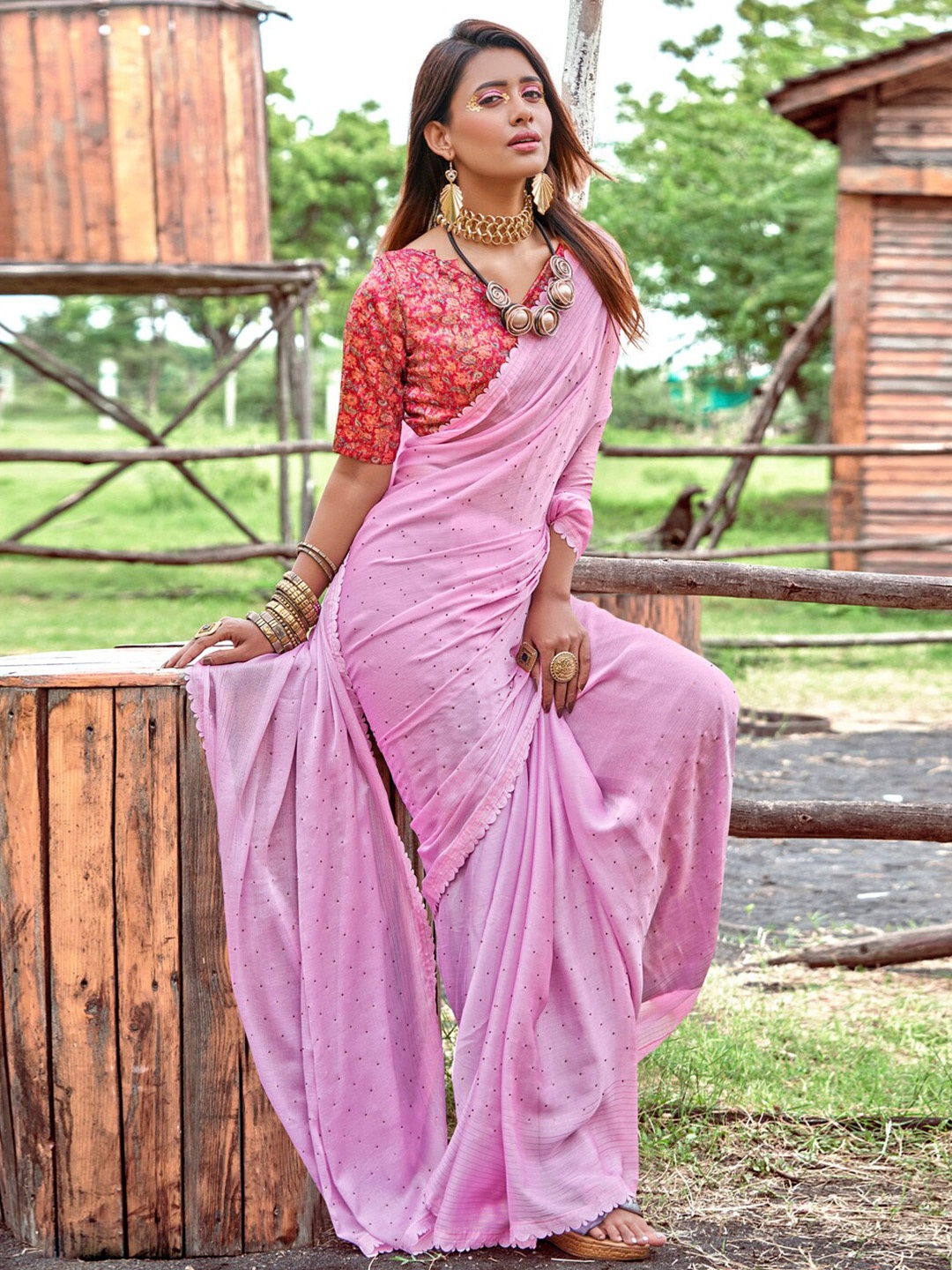 

Saree mall Embellished Poly Chiffon Sarees, Mauve