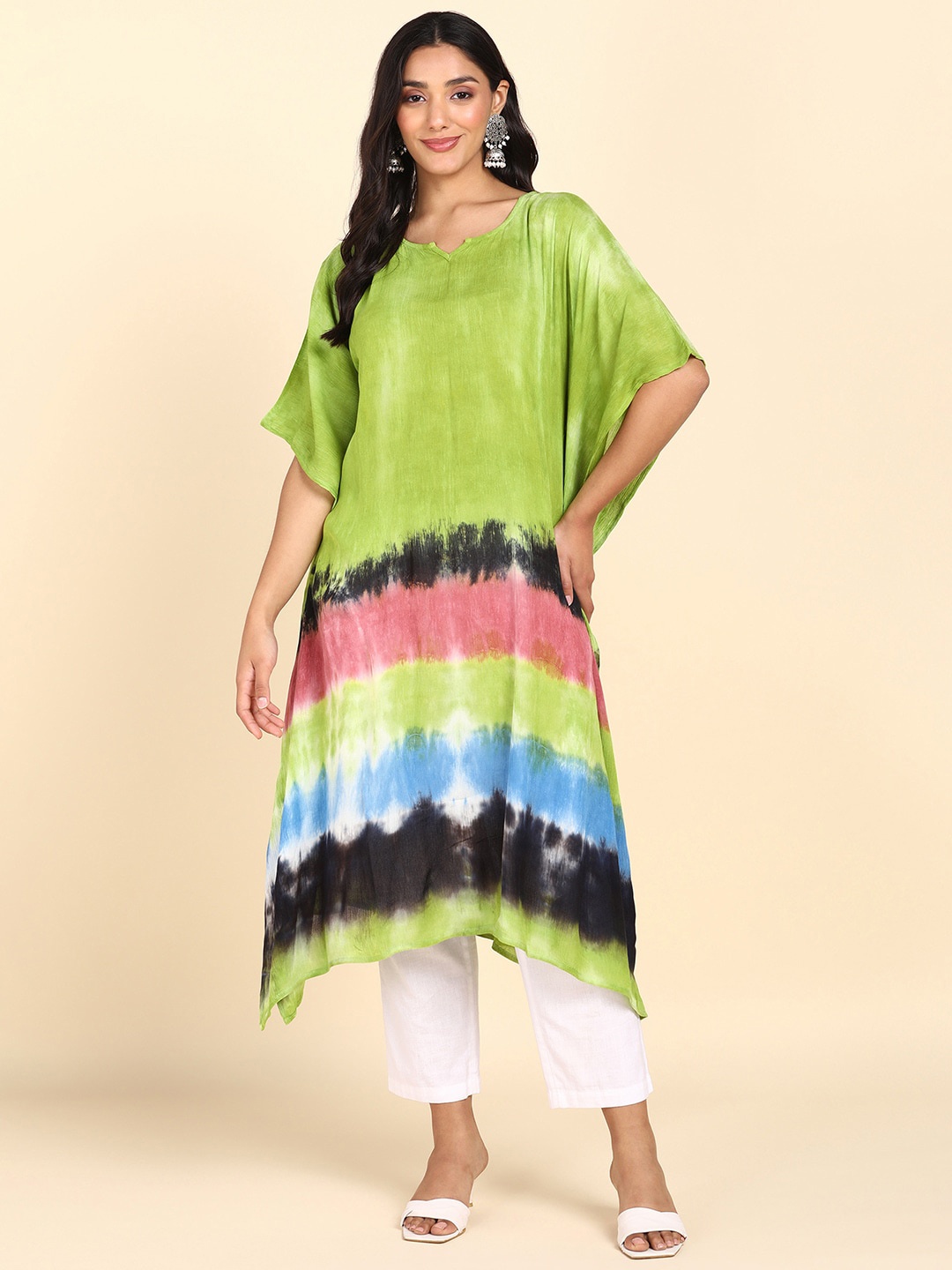 

Maaesa Tie and Dye Extended Sleeves Kaftan Kurta, Green