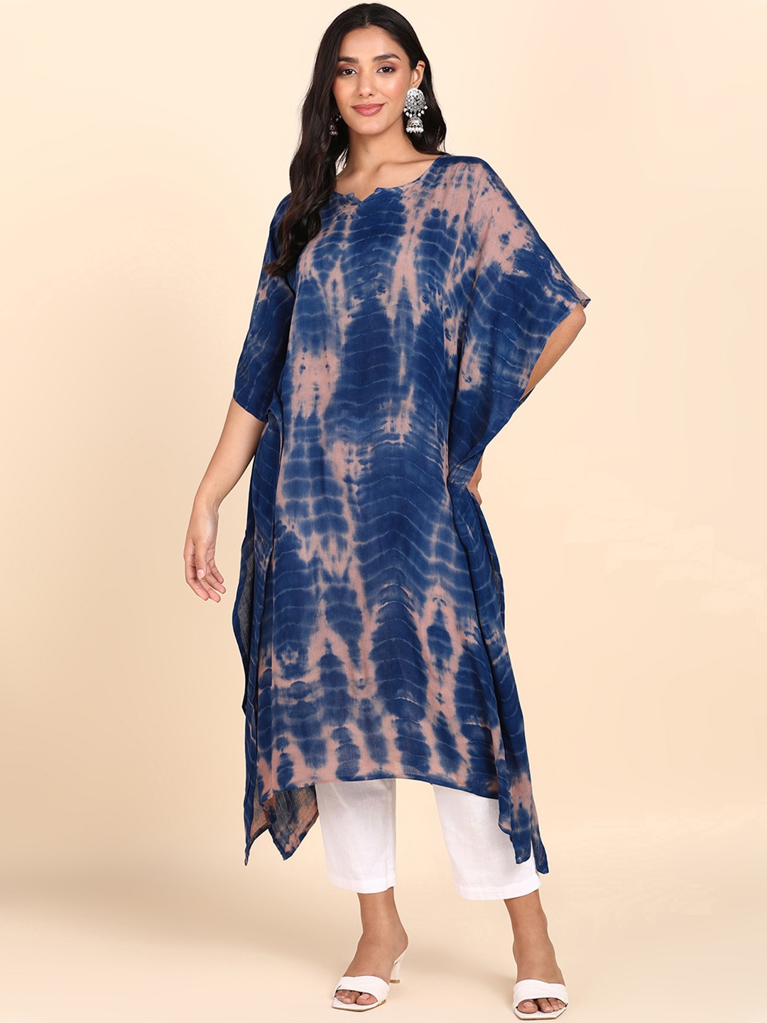 

Maaesa Abstract Printed Kimono Sleeves Kaftan Kurta, Blue