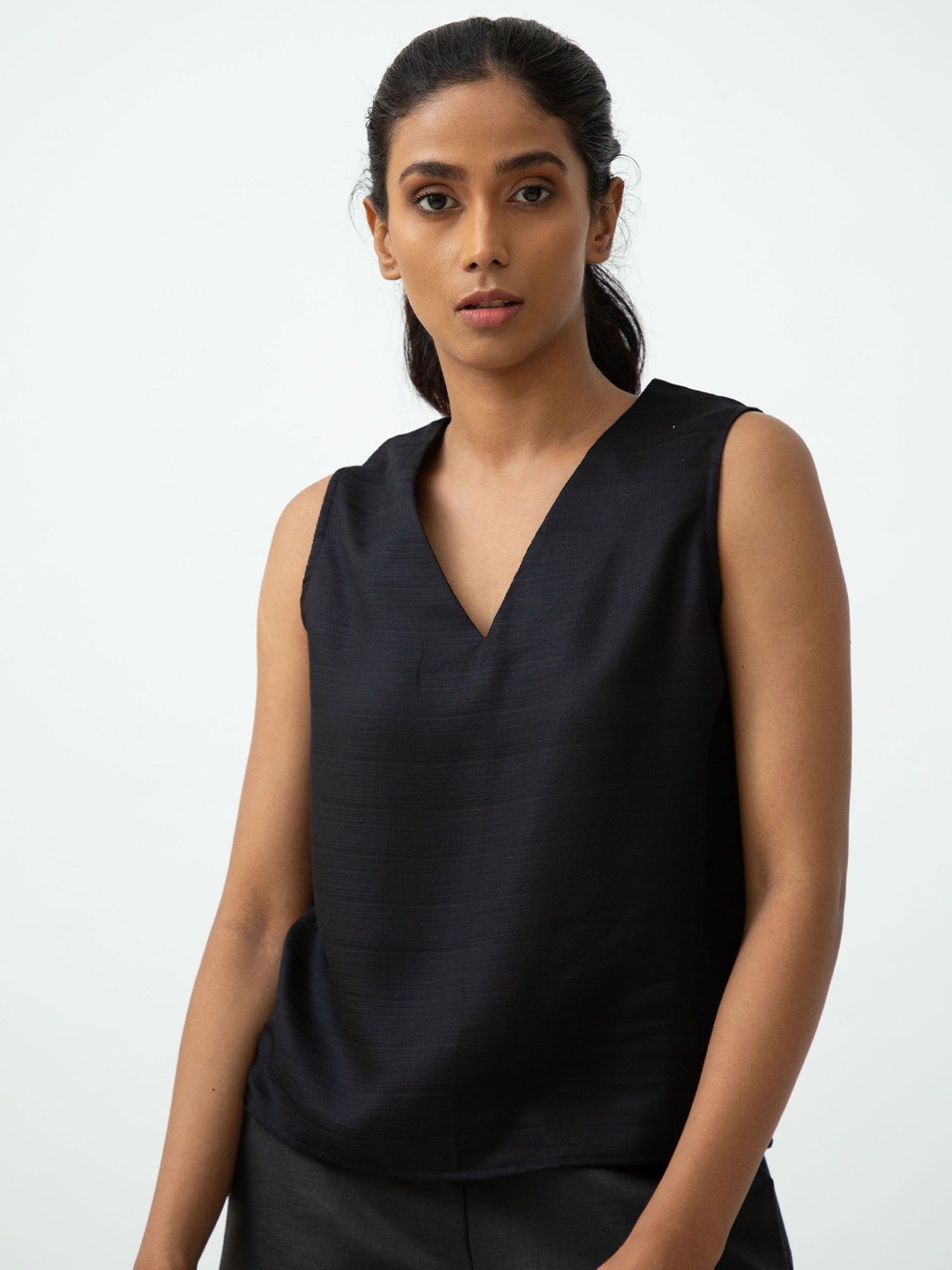 

Saltpetre V-Neck Sleeveless Top, Black