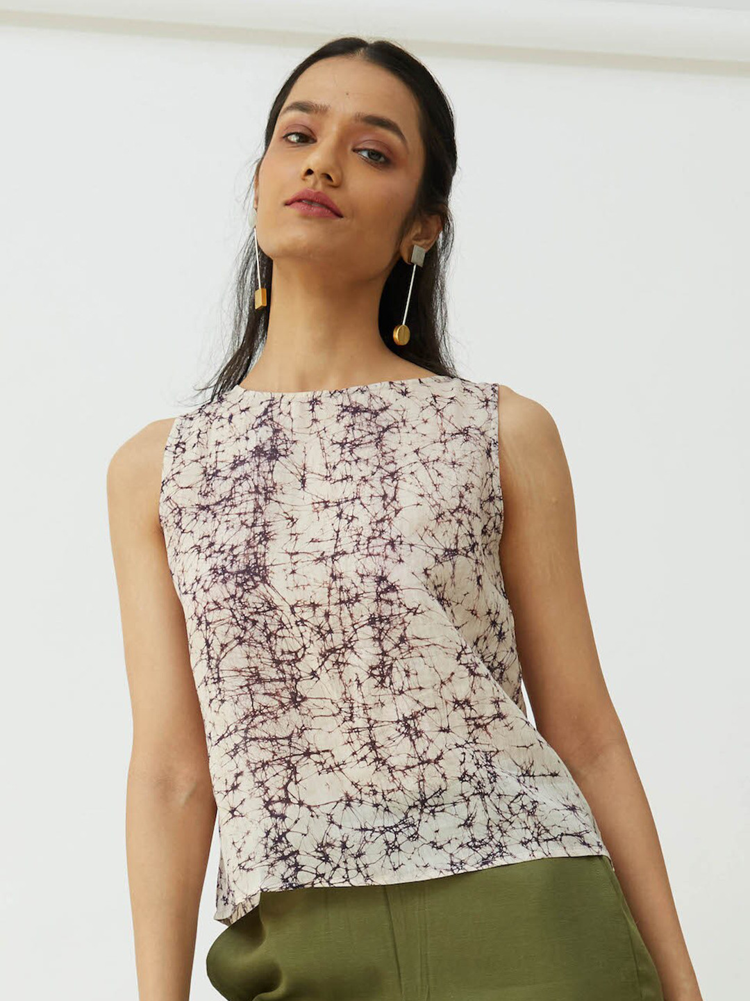 

Saltpetre Abstract Printed Boat Neck Top, White