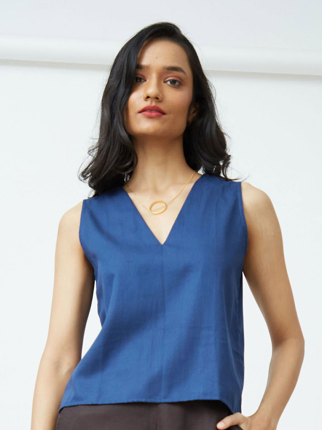 

Saltpetre V-Neck Sleeveless Regular Top, Blue
