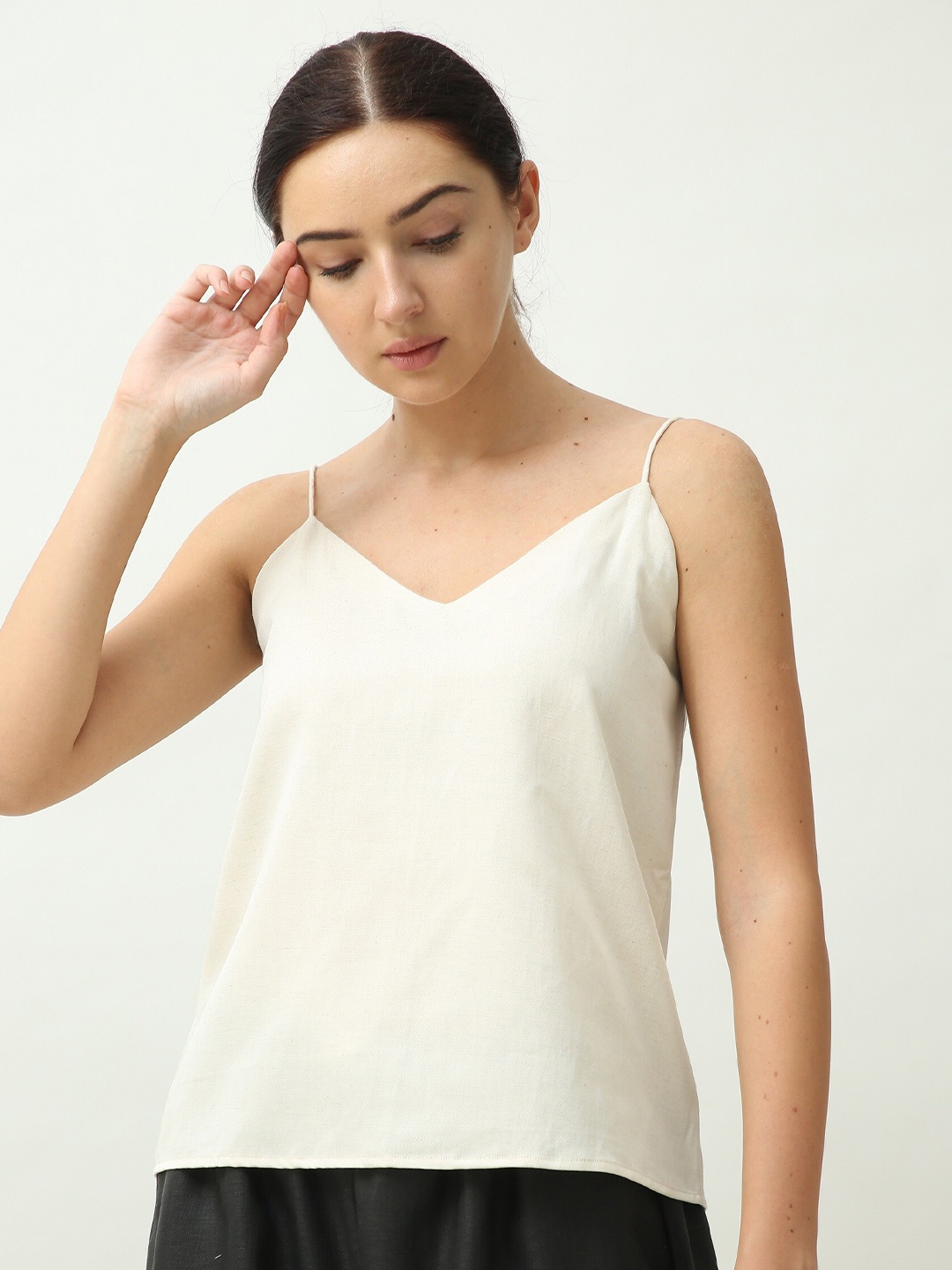 

Saltpetre V-Neck Sleeveless Camisole, Off white