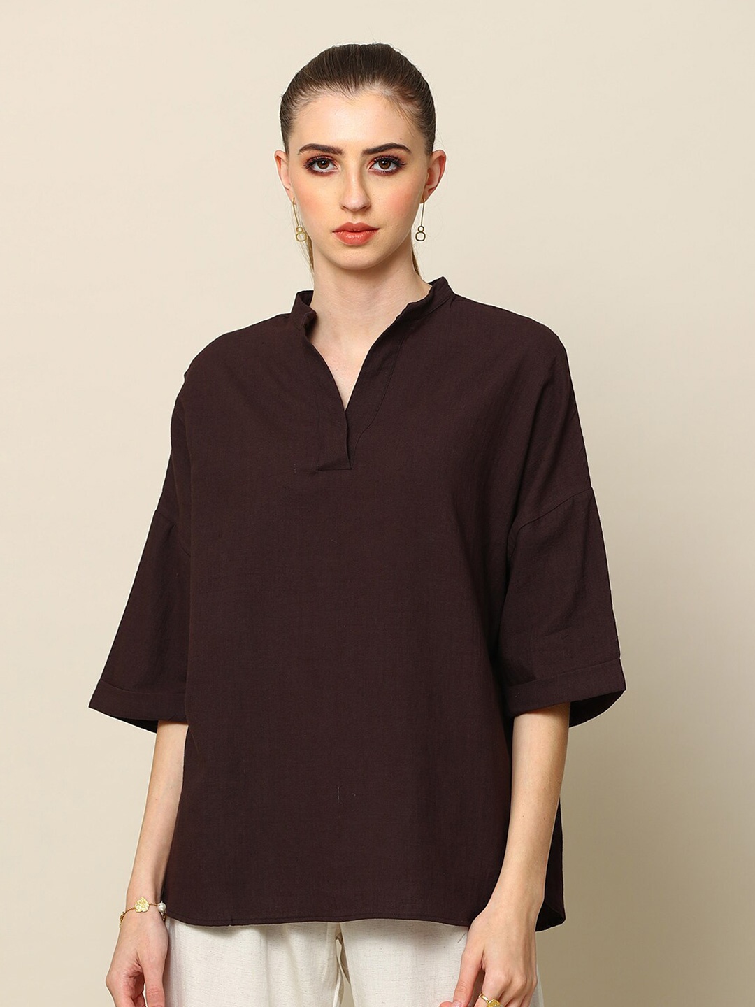 

Saltpetre Mandarin Collar Drop-Shoulder Sleeves Organic Cotton Top, Coffee brown