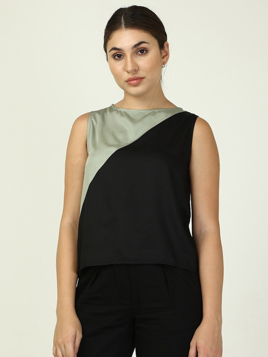 

Saltpetre Colourblocked Sleeveless Top, Black