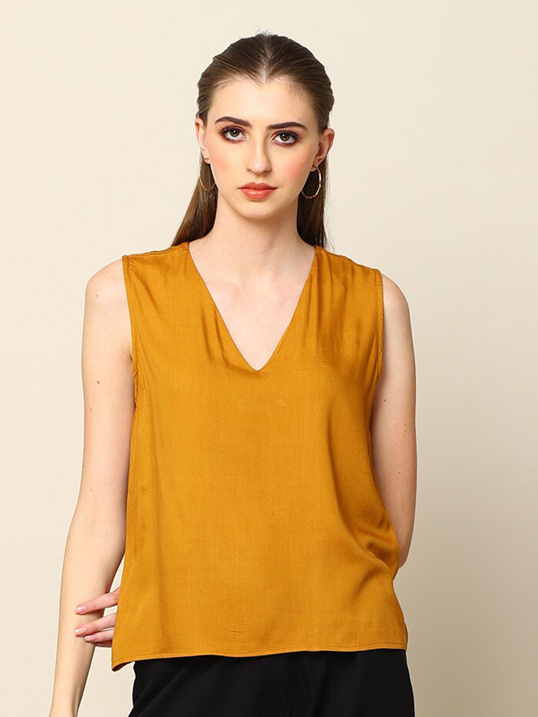 

Saltpetre V-Neck Silk Cotton Top, Mustard