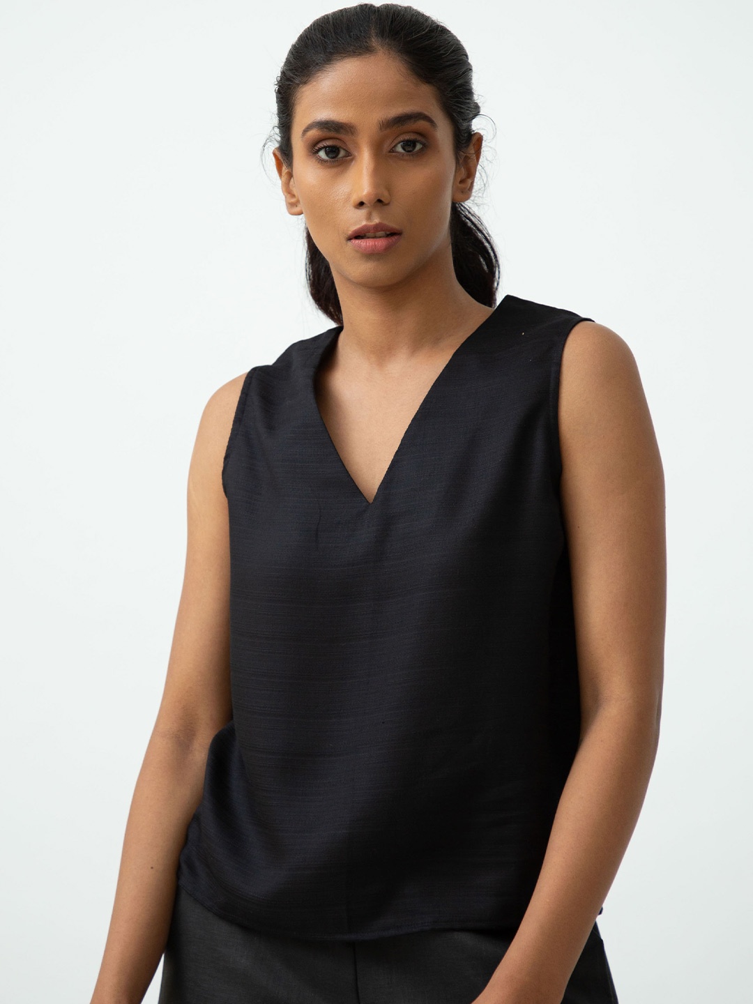 

Saltpetre V-Neck Sleeveless Top, Black