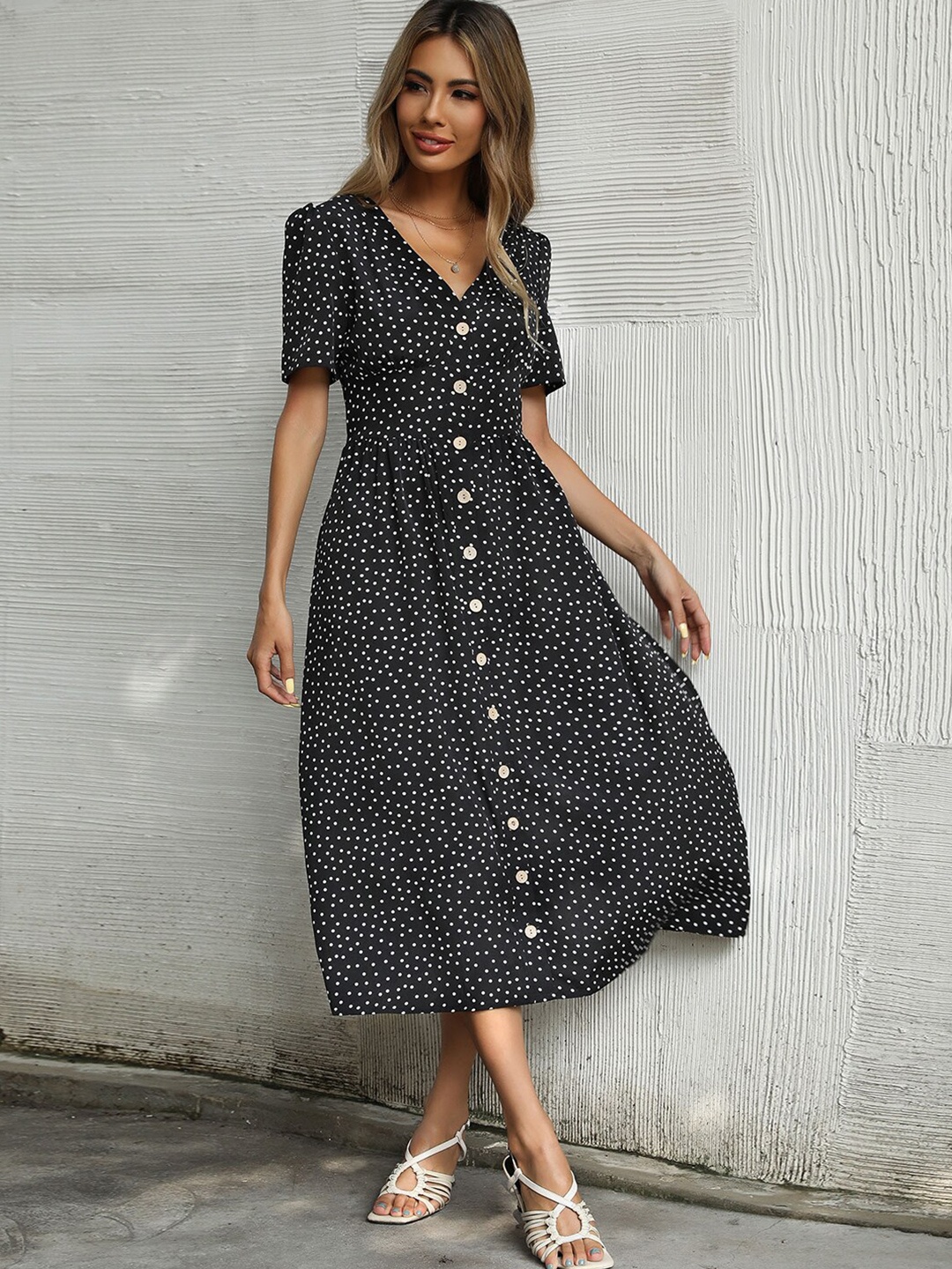 

StyleCast Black Polka Dots Printed V-Neck Puff Sleeves A-Line Midi Dress