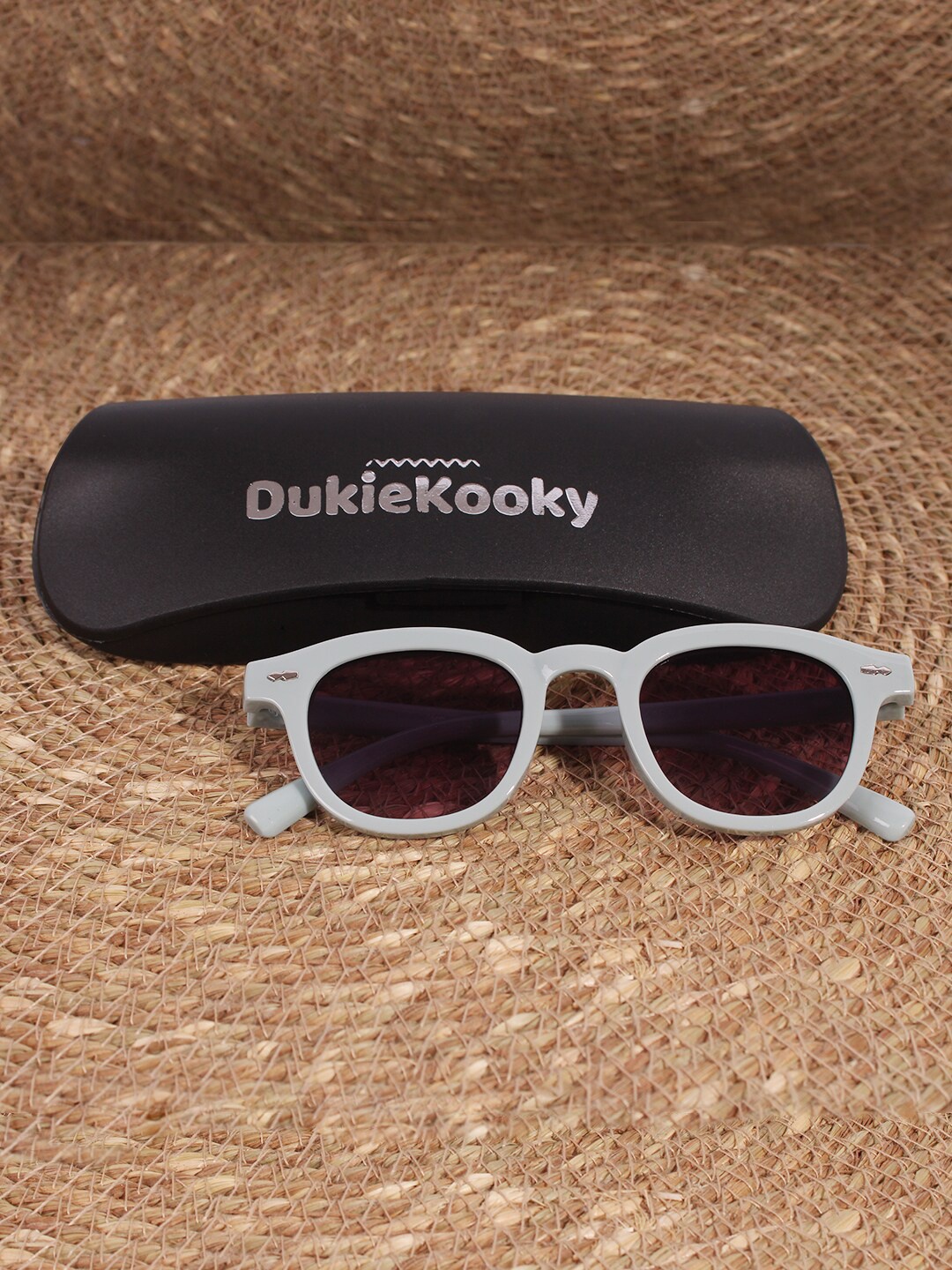 

DukieKooky Unisex Kids Wayfarer Sunglasses with UV Protected Lens DKSG409C, Black