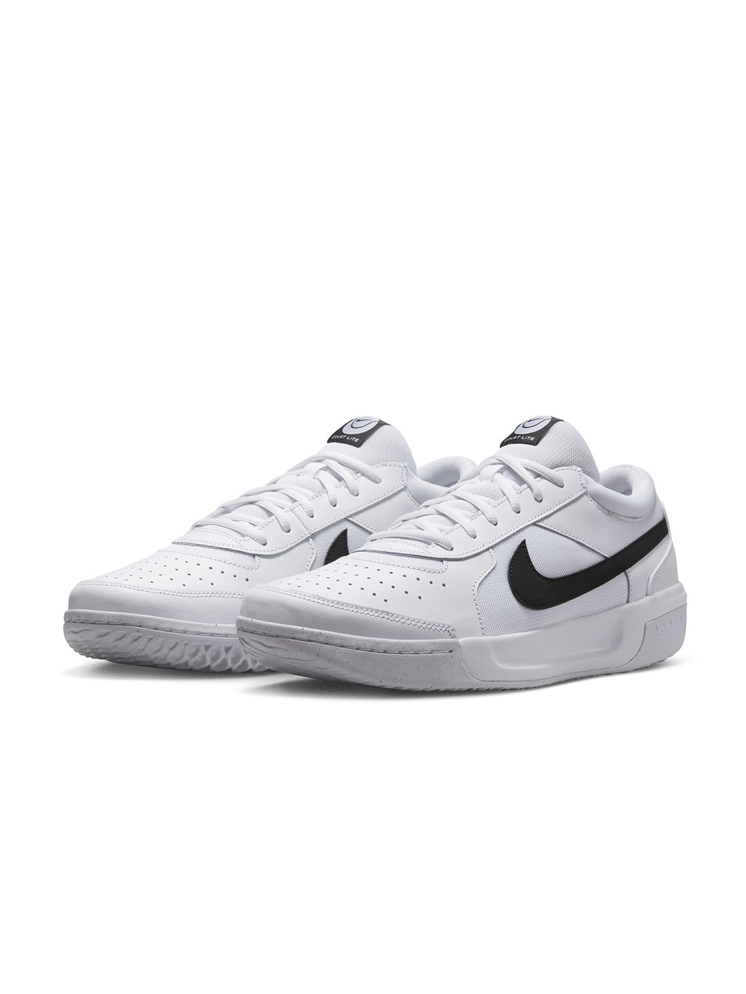 

Nike Laced Up Tennis Sports Shoes, White