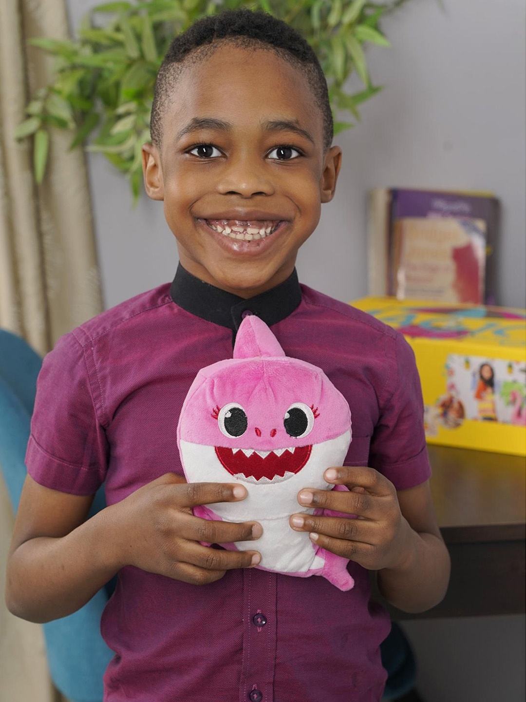 

Baby Shark Kids Singing Mommy Shark Soft Toy, Pink