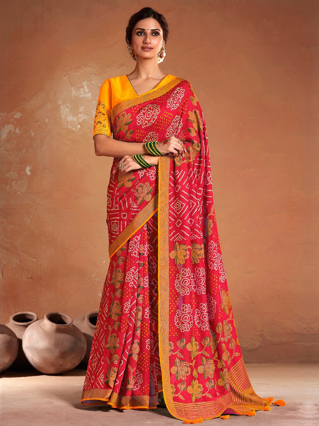 

Mitera Bandhani Printed Bandhani Saree, Pink