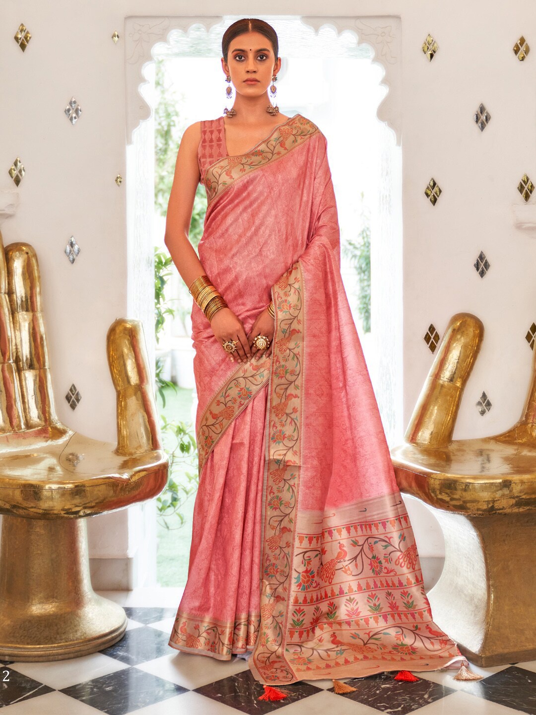 

Saree mall Floral Printed Sungudi Saree, Pink