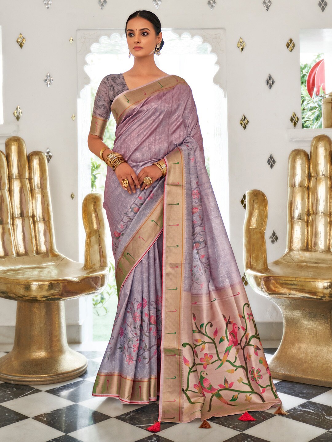 

Saree mall Lavender & Green Floral Printed Zari Sungudi Sarees