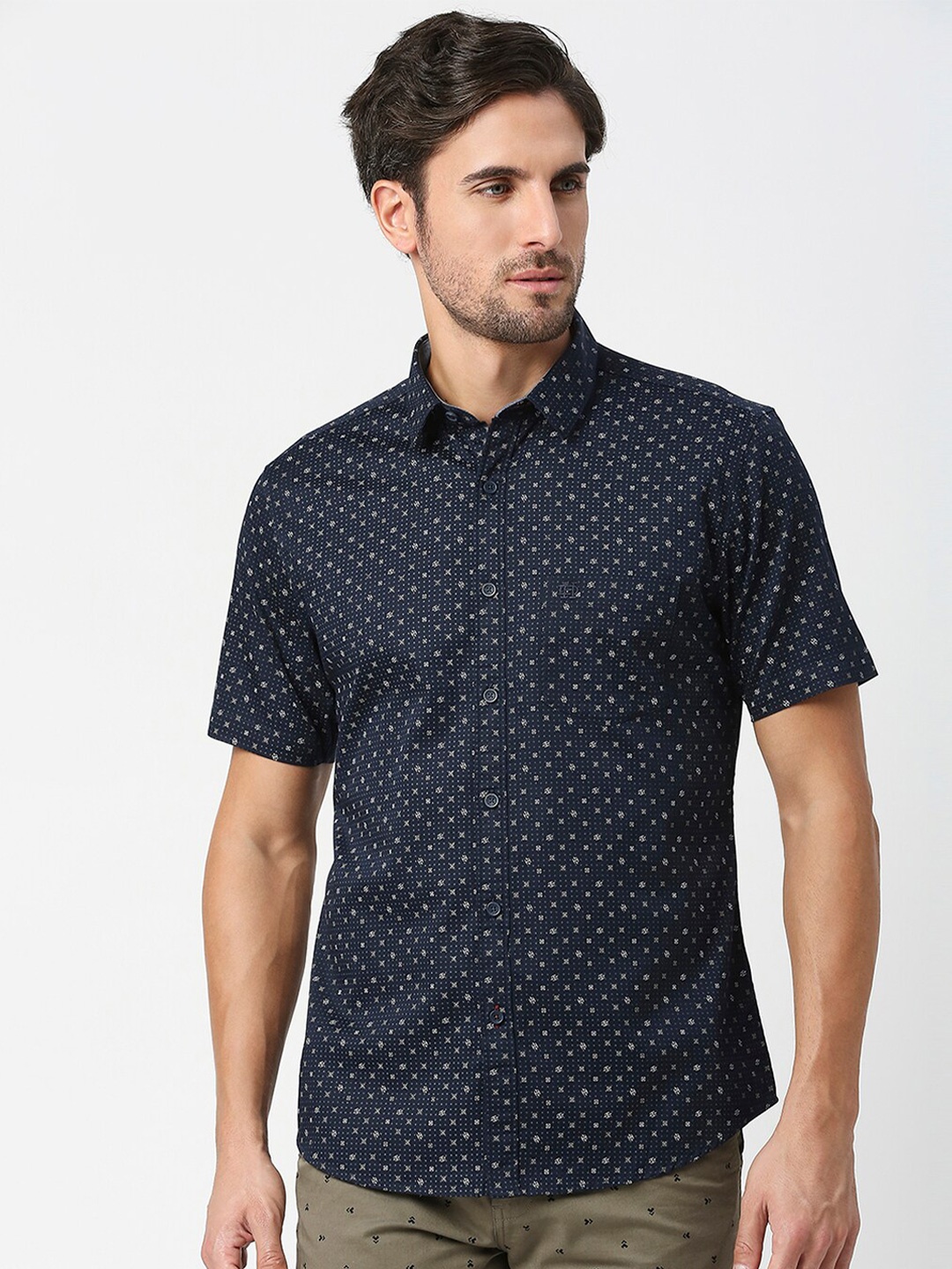 

DRAGON HILL Slim Fit Micro Disty Printed Casual Shirt, Navy blue