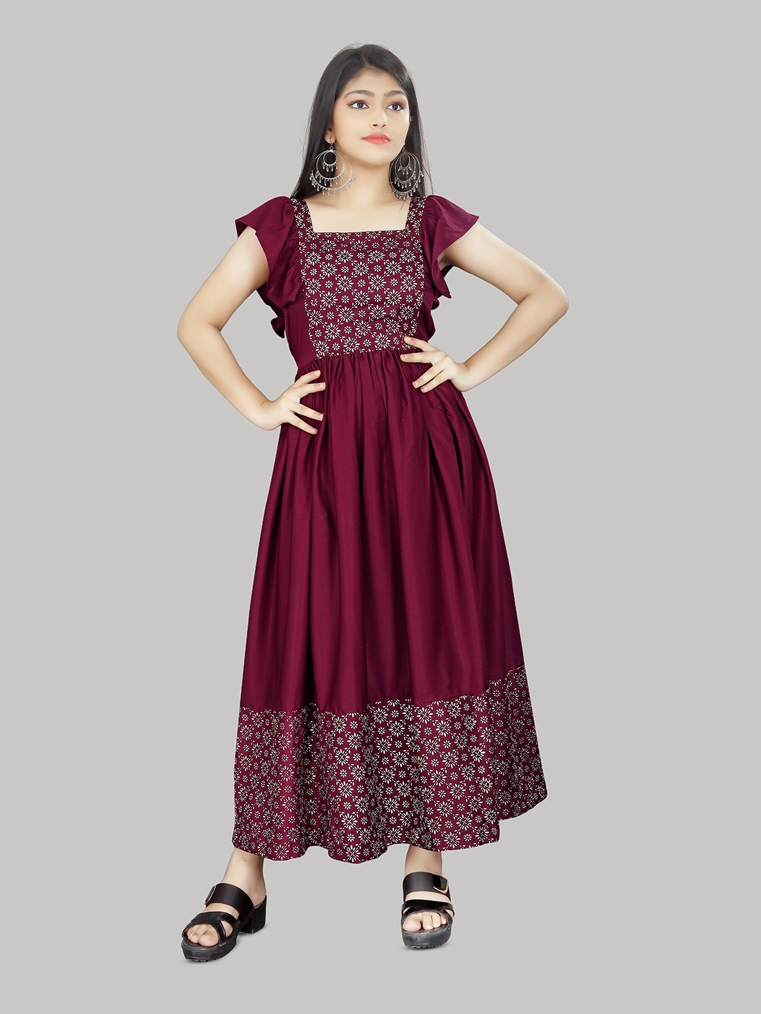 

R K MANIYAR Girls Ethnic Motifs Printed Square Neck Gathered Fit & Flare Maxi Ethnic Dress, Purple