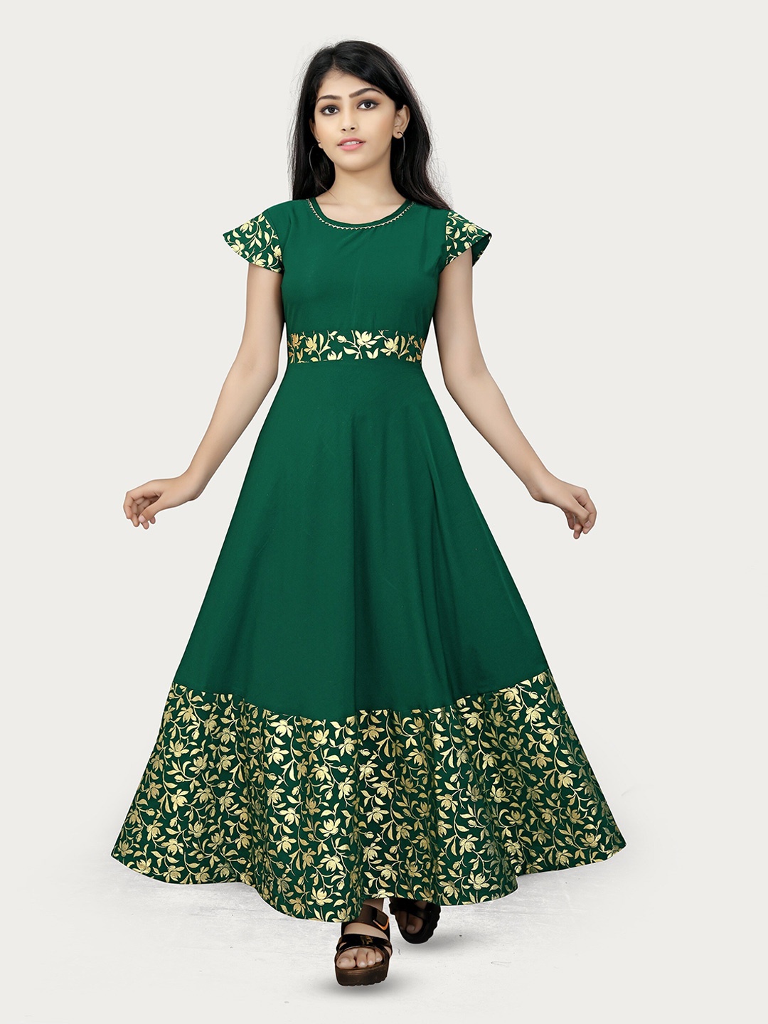 

R K MANIYAR Girls Ethnic Motifs Printed Round Neck Gathered Fit & Flare Maxi Ethnic Dress, Green