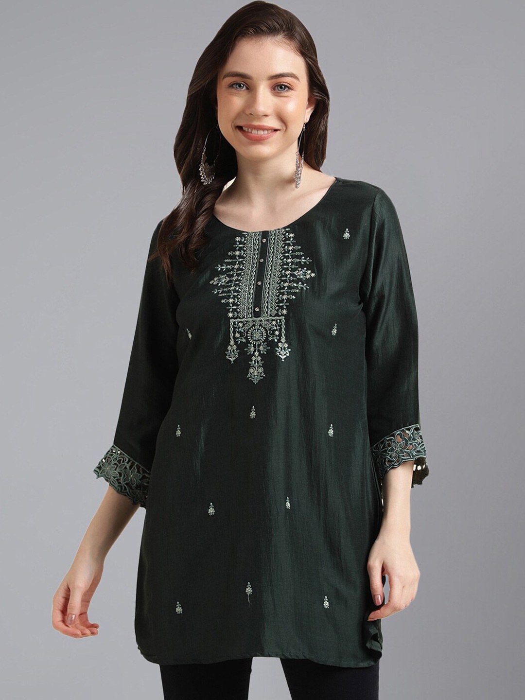 

KALINI Embroidered Straight Top, Green