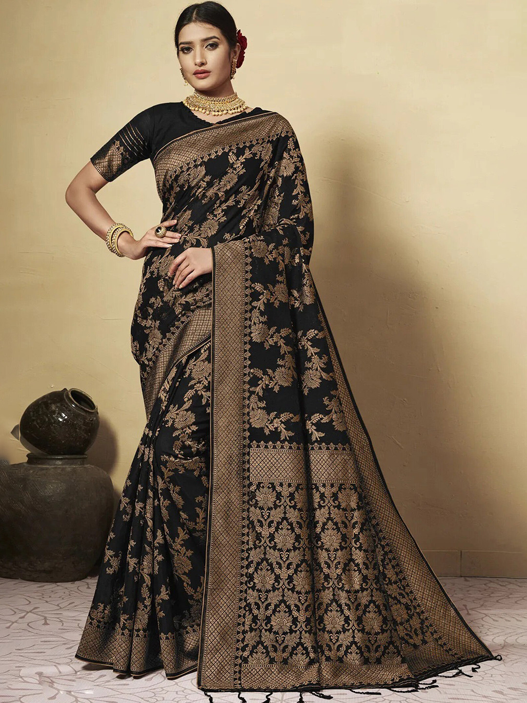 

GAJARAI Ethnic Motifs Zari Chanderi Saree, Black