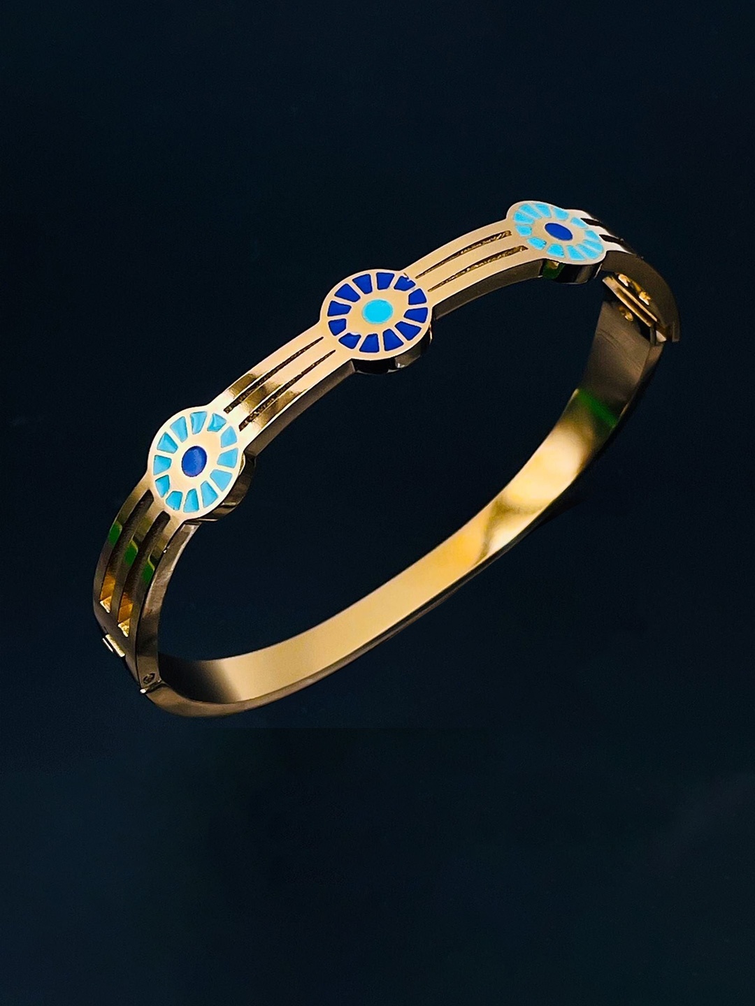 

VIEN Evil Eye Enamelled Gold-Plated Kada Bracelet