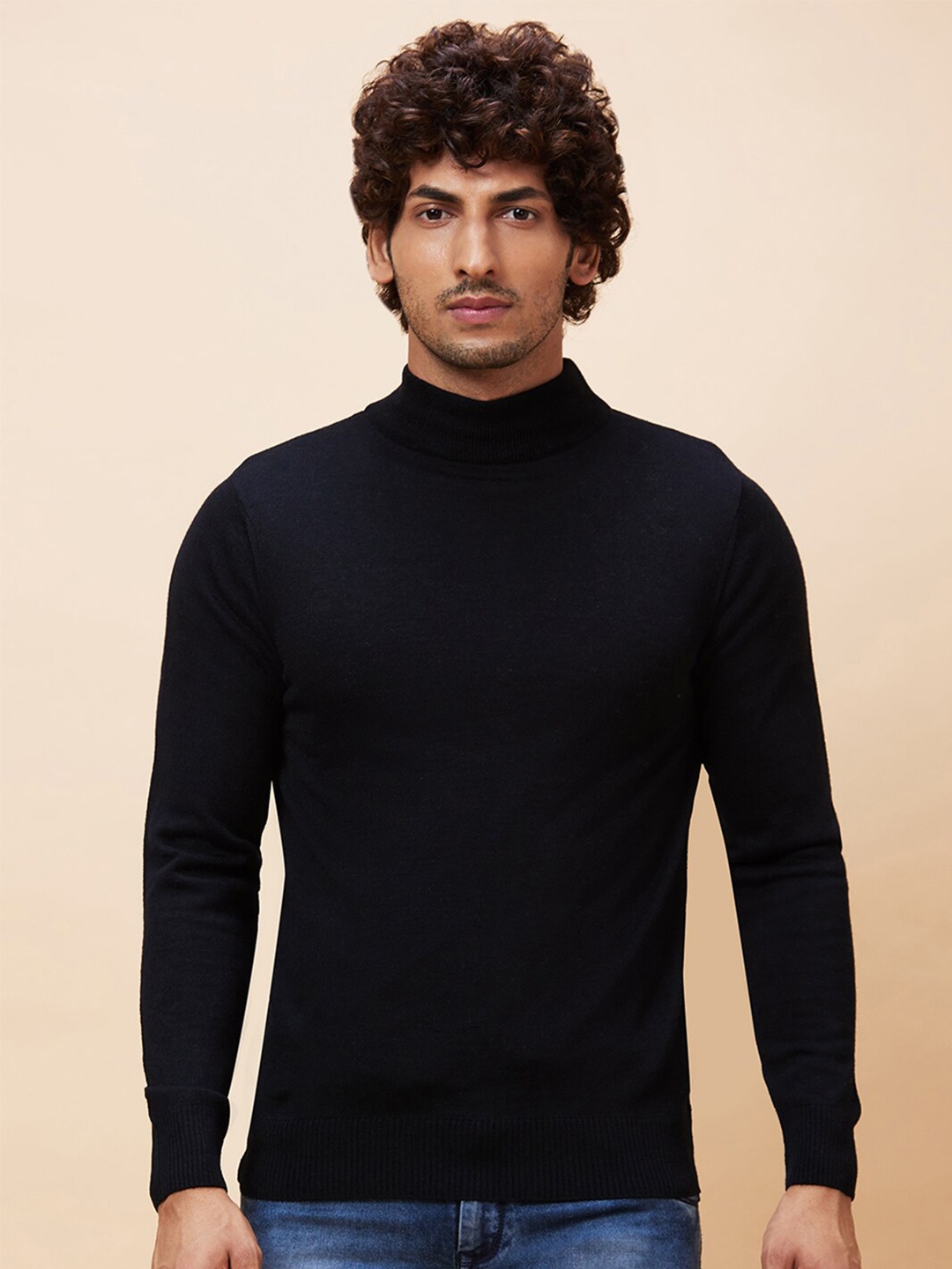 

Globus High Neck Long Sleeves Pullover, Black