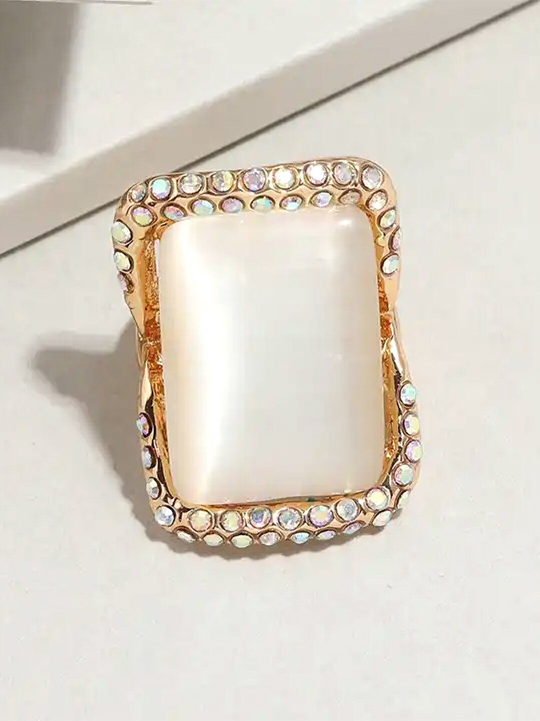 

PRIVIU Gold-Plated Retro Big Rectangular Statement CZ-Studded Finger Ring