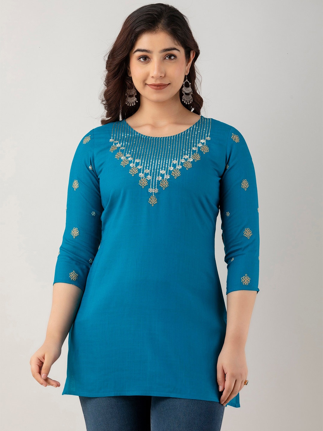 

Charu Ethnic Motifs Embellished Round Neck Kurti, Turquoise blue