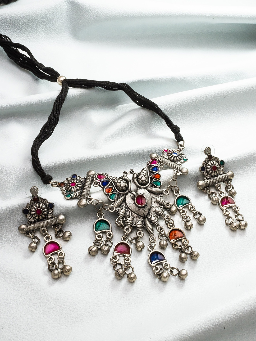 

aadita Silver Stones-Studded Oxidised Jewellery Set