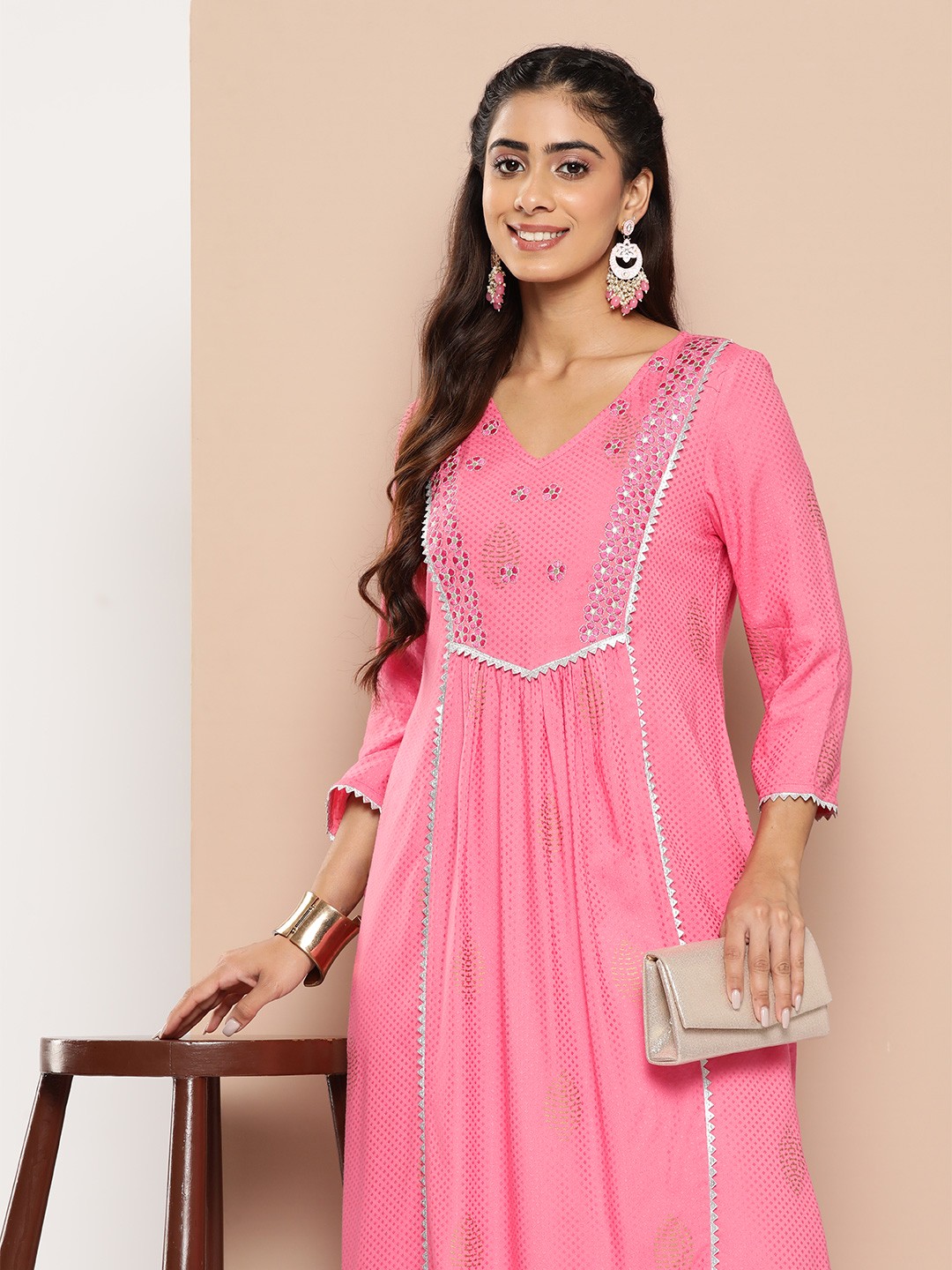 

HERE&NOW Women Ethnic Motifs Embroidered Gotta Patti Kurta, Pink