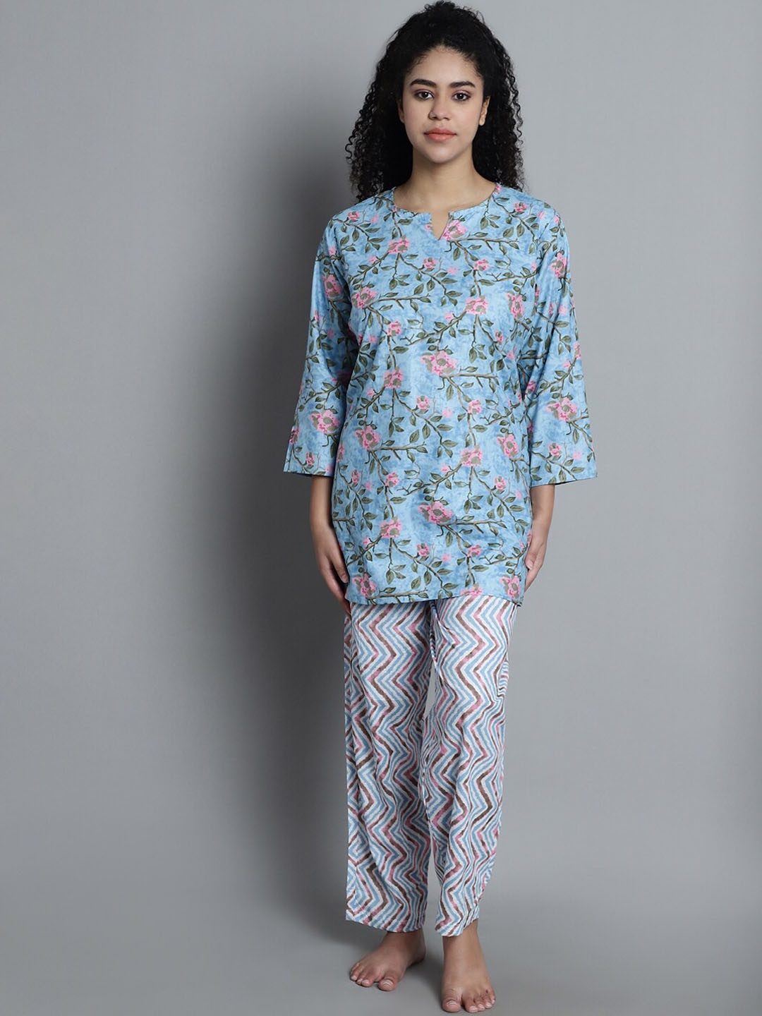 

Shararat Floral Printed Pure Cotton Night Suit, Blue