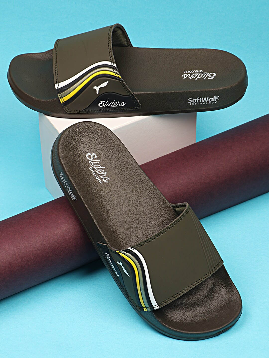 

WELCOME Men Printed Softwalk Sliders, Green