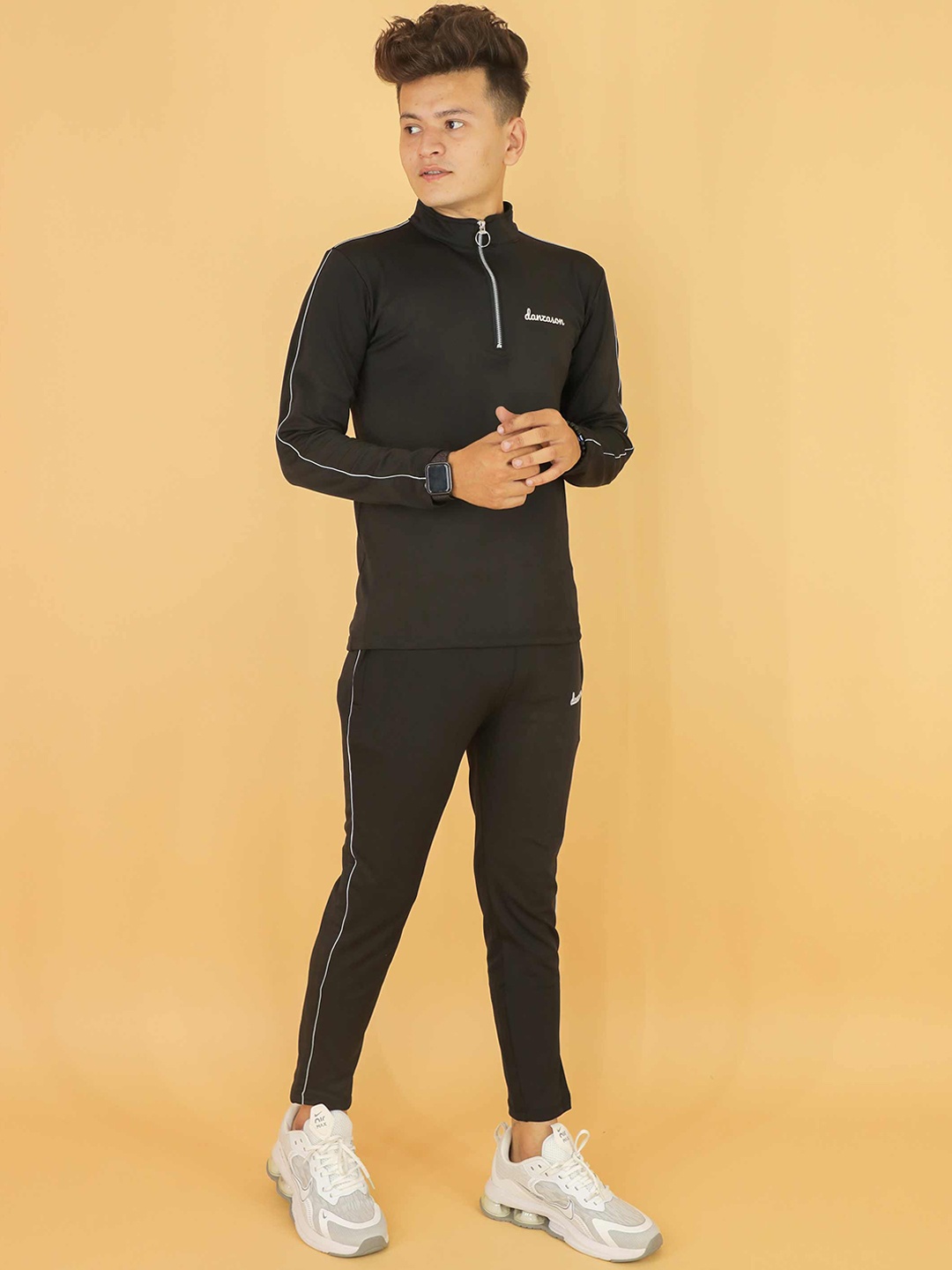 

DANZA-SON Mock Collar Mid Rise Tracksuit, Black
