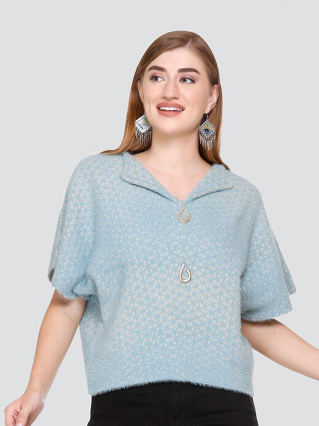 

Elthia Geometric Printed Extended Sleeves Woolen Top, Blue