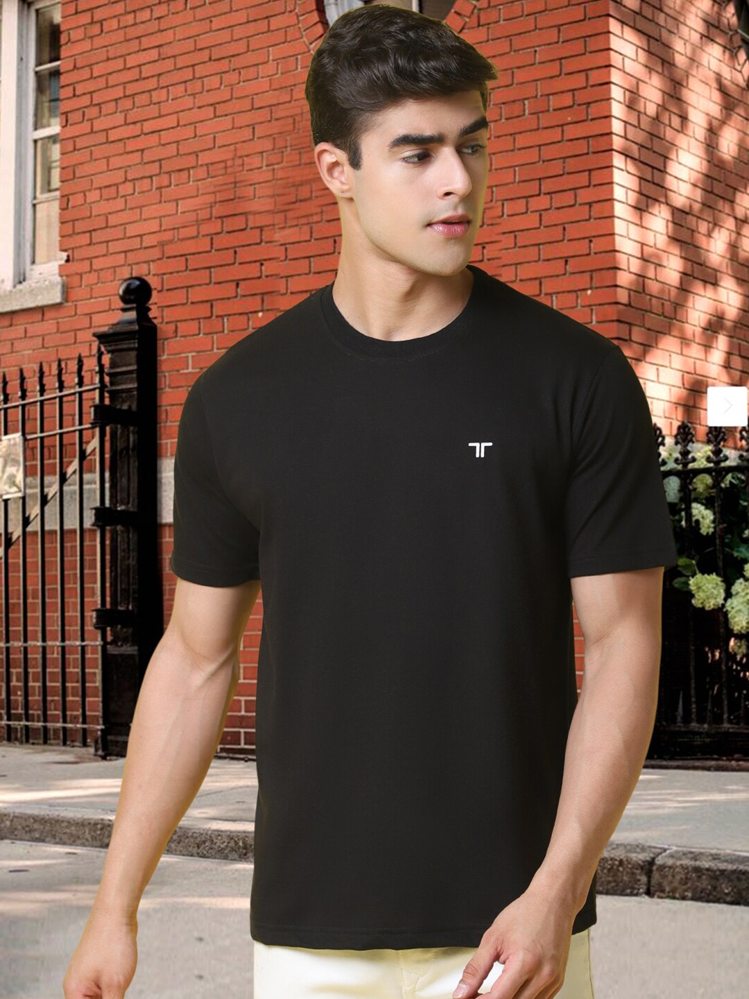 

Tee Projekt Round Neck Regular Fit T-shirt, Black