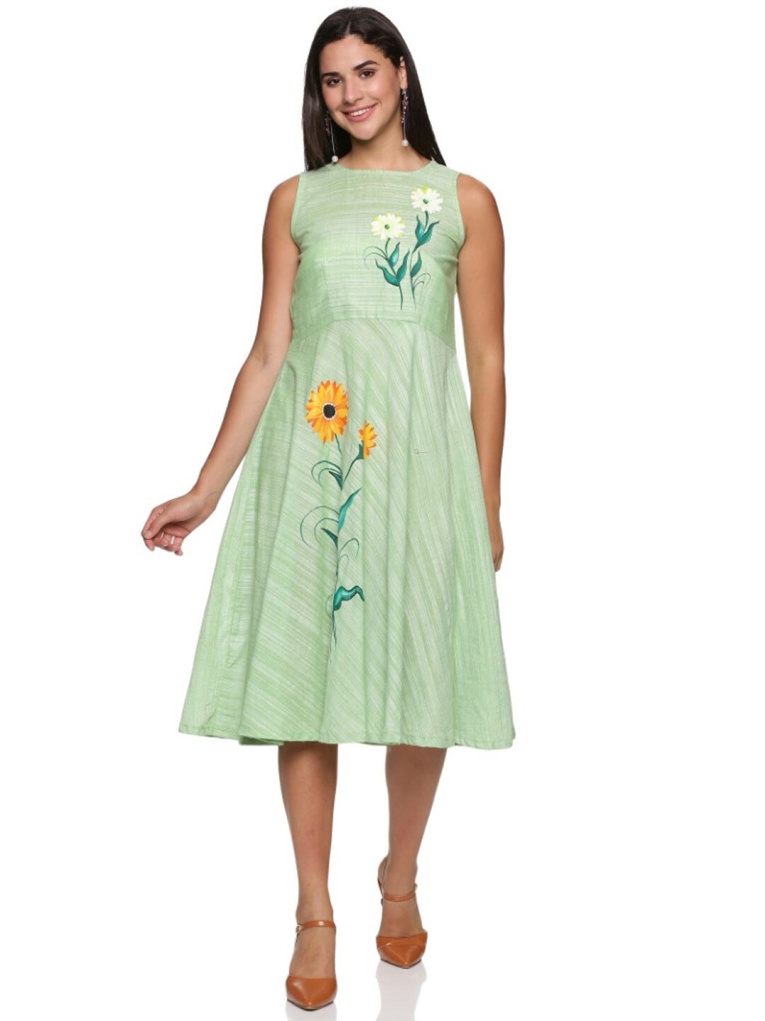 

WEAVERS SAGA Floral Printed Cotton Fit & Flare Midi Dress, Green