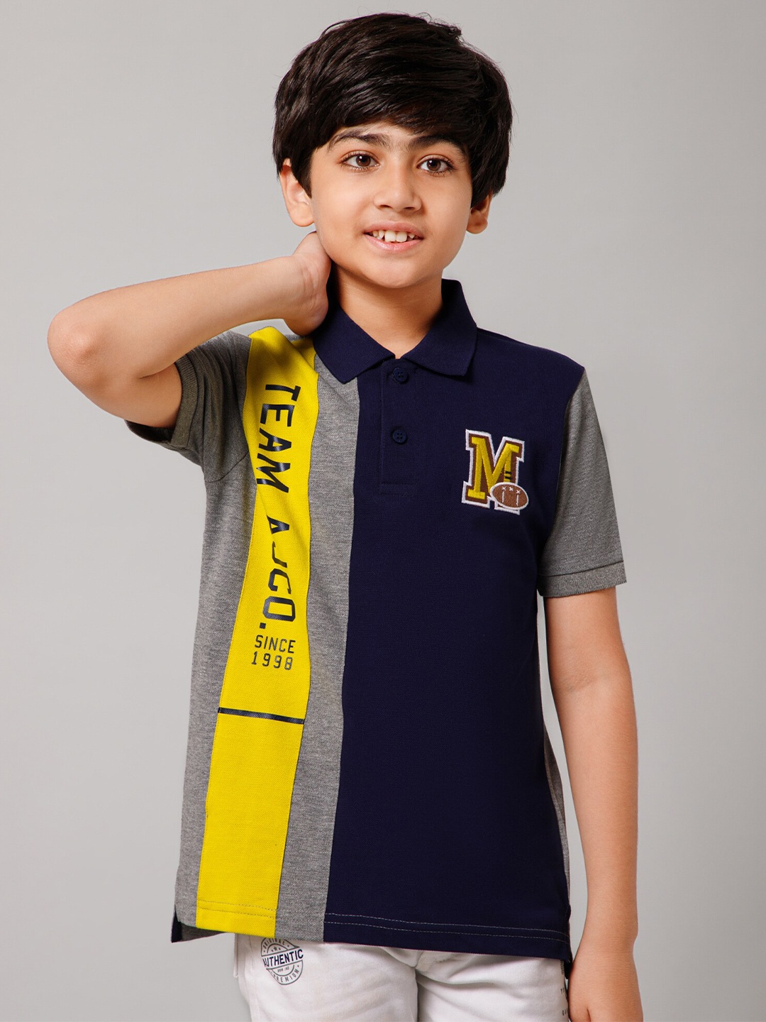 

Alan Jones Boys Typography Printed Polo Collar T-shirt, Grey melange