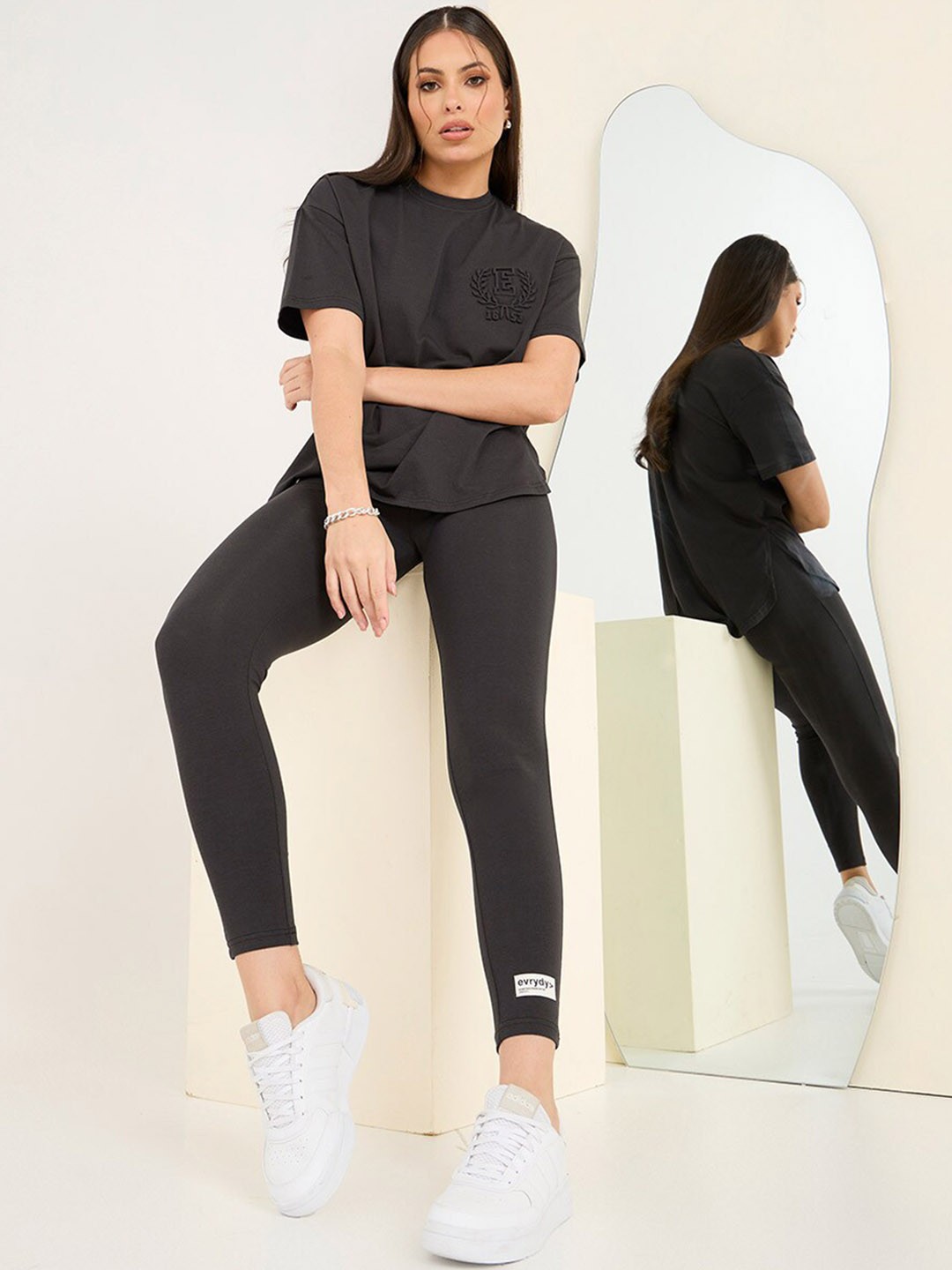 

Styli Oversized Embossed Print T-Shirt & Leggings Co-Ords, Black