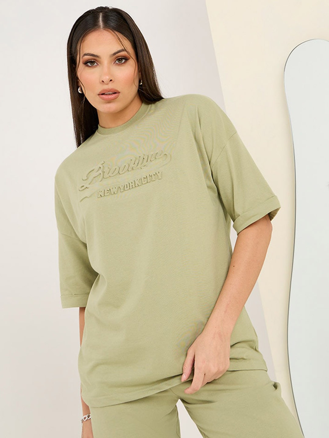 

Styli Printed T-Shirt With Joggers Oversized Co-Ords, Khaki